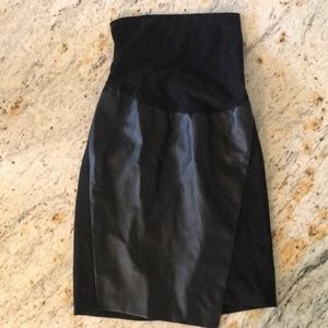 Black Leather Panel Maternity Skirt    NWT